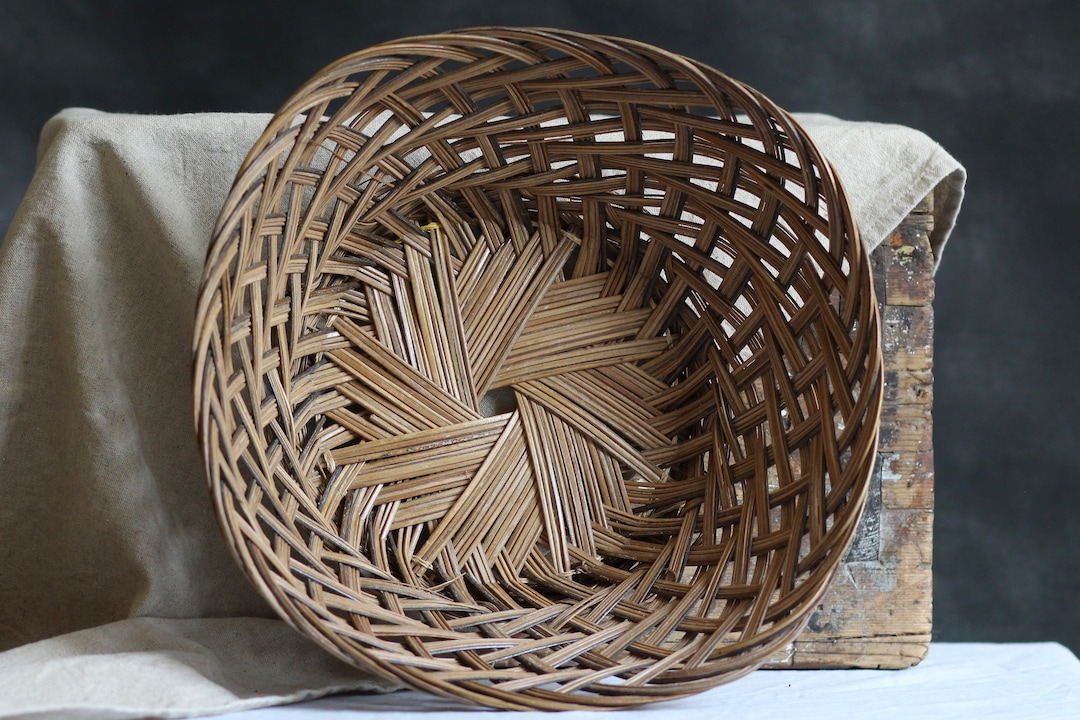 Vintage Hand-woven Basket. Open Weave. Natural. Wicker. Lightweight ...