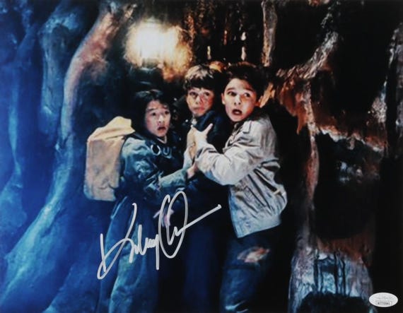 Ke Huy Quan Signed "The Goonies" 11x14 Photo JSA Witnessed