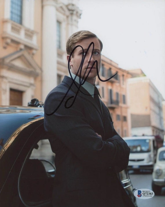 Armie Hammer Signed 8x10 Photo (Beckett COA)