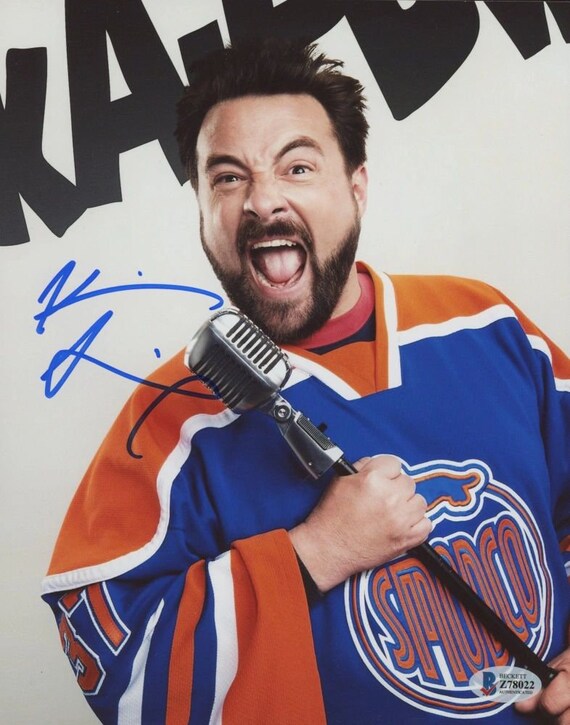 Kevin Smith Signed 8x10 Photo (Beckett COA)