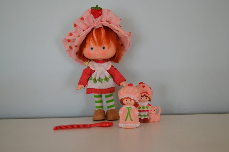 1980 Vintage Strawberry Shortcake STRAWBERRY SHORTCAKE
