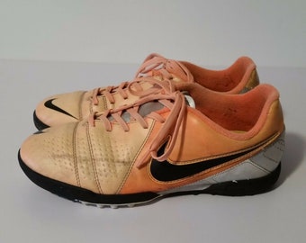 Raffle Nike x OW Dunk Low LTHR CT0856 600 Supplying girls with Raffle Nike x OW Dunk Low LTHR CT0856 600 Supplying girls with
