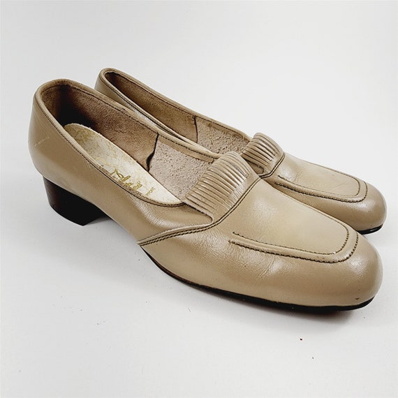 Vintage Hush Puppies Taupe Leather Loafers Womens 