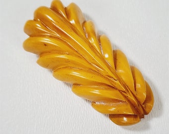 Vintage Butterscotch Bakelite Carved Leaf Frond Dress Lapel Clip