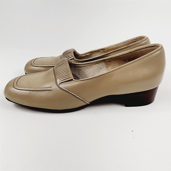 Vintage Hush Puppies Taupe Leather Loafers Womens Size 8 M  display picture 3