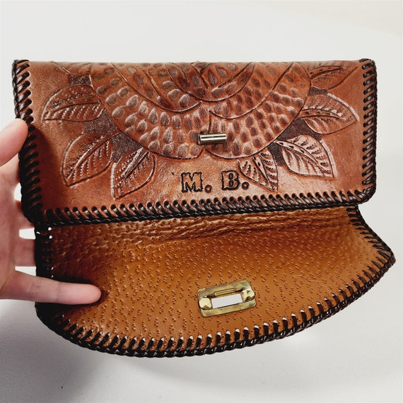 Vintage Tooled Leather Floral Laced Edge Tri-Fold… - image 3