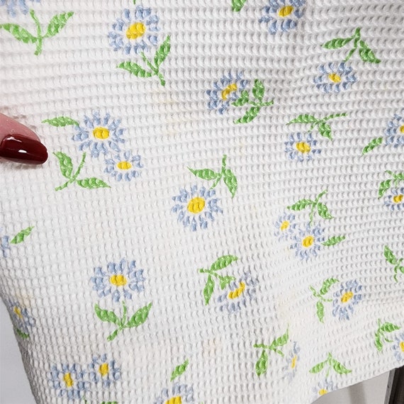 Vintage White Blue Floral Waffle Knit Short Sleev… - image 4