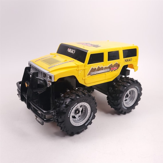 Nikko Hummer H2 Yellow RC Car Radio 