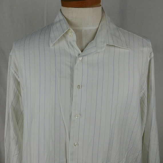 Elevee Custom Tailored White Pinstripe Shirt Long 