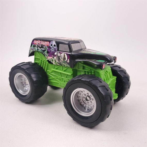 Hot Wheels Coche RC Monster Truck de Mattel