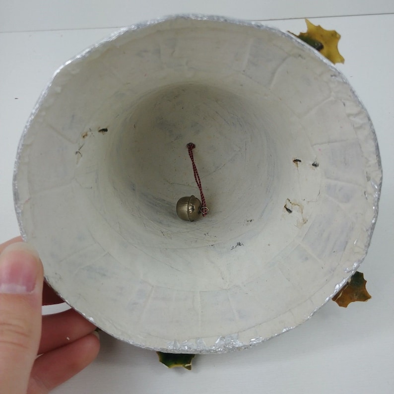 Vintage Foil Leaf Paper Mache Craft Japanese Bell Green Leaf 28