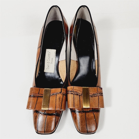 Vintage Town & Country Shoes Brown Leather Heels … - image 2