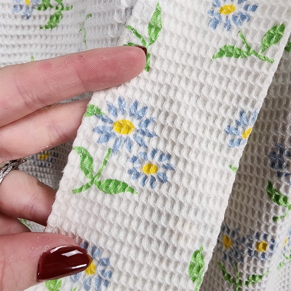 Vintage White Blue Floral Waffle Knit Short Sleev… - image 3