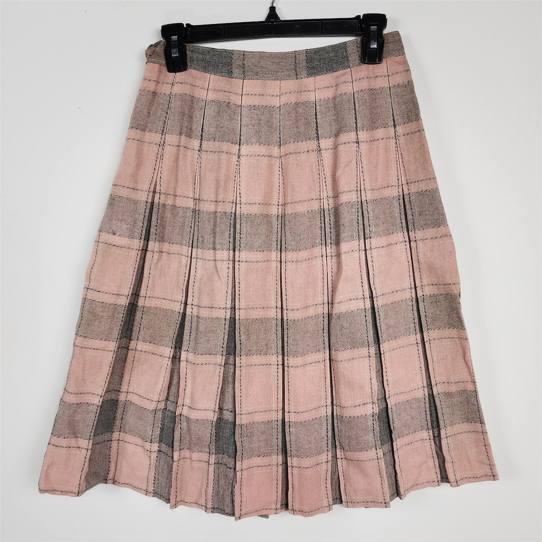 Shades Of Pink Pleated Skirt-Waist 26 to 34