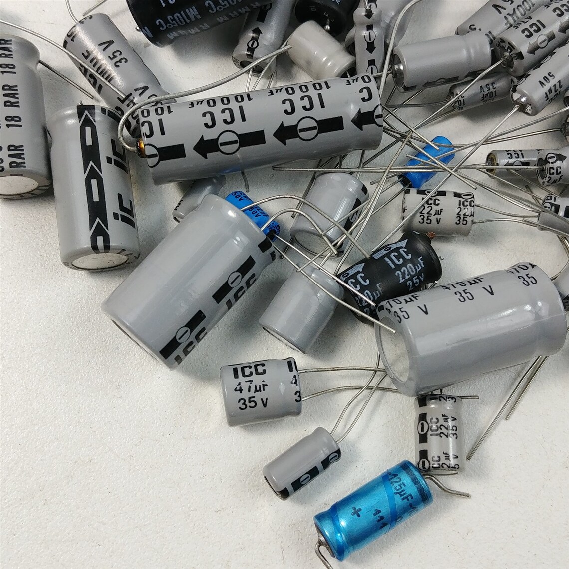 Huge Lot of Electrolytic Capacitors Various Brands & Lead Etsy