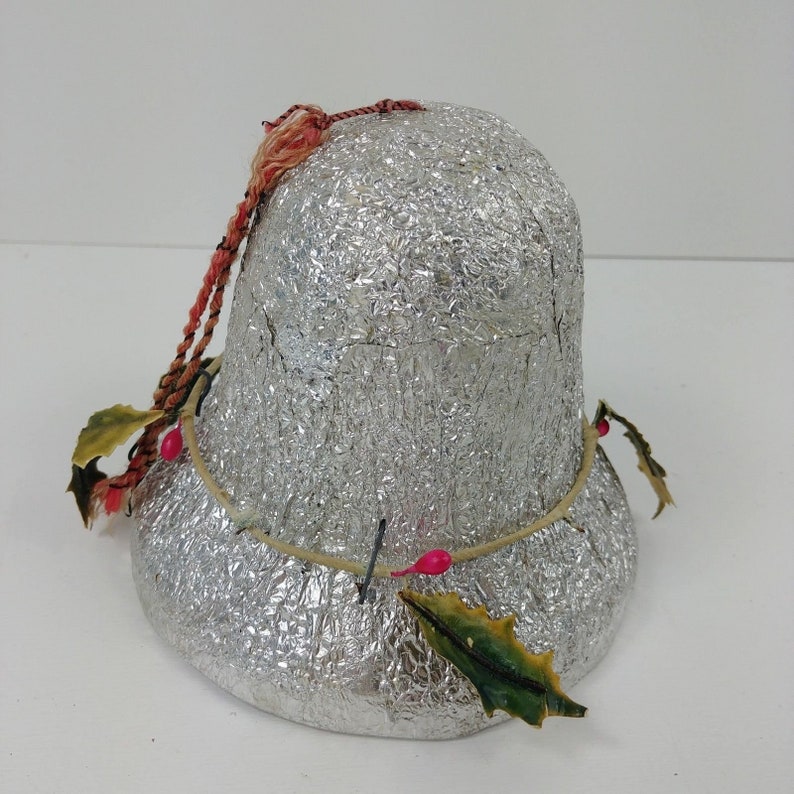 Vintage Foil Leaf Paper Mache Craft Japanese Bell Green Leaf 28