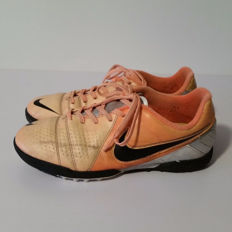 ctr360 indoor soccer shoes