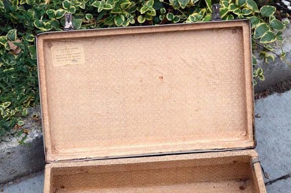 Suitcase Small suitcase Old suitcase Shabby suitca
