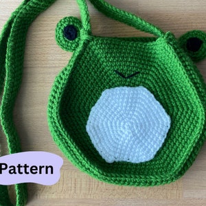 PATTERN and VIDEO Crochet Frog Purse Pattern Cottage Core Crossbody Woodland Bag | Frog Lover | Crossbody Bag | Animal Lover | Forest Lover