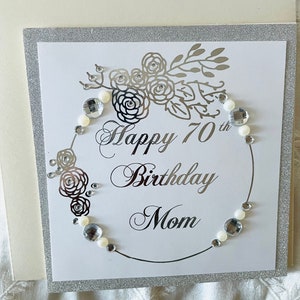 Tarjeta de cumpleaños personalizada con diseño floral y lámina plateada para mamá, hermana, esposa, 50, 60, 65 y 70 cumpleaños, cumpleaños importantes