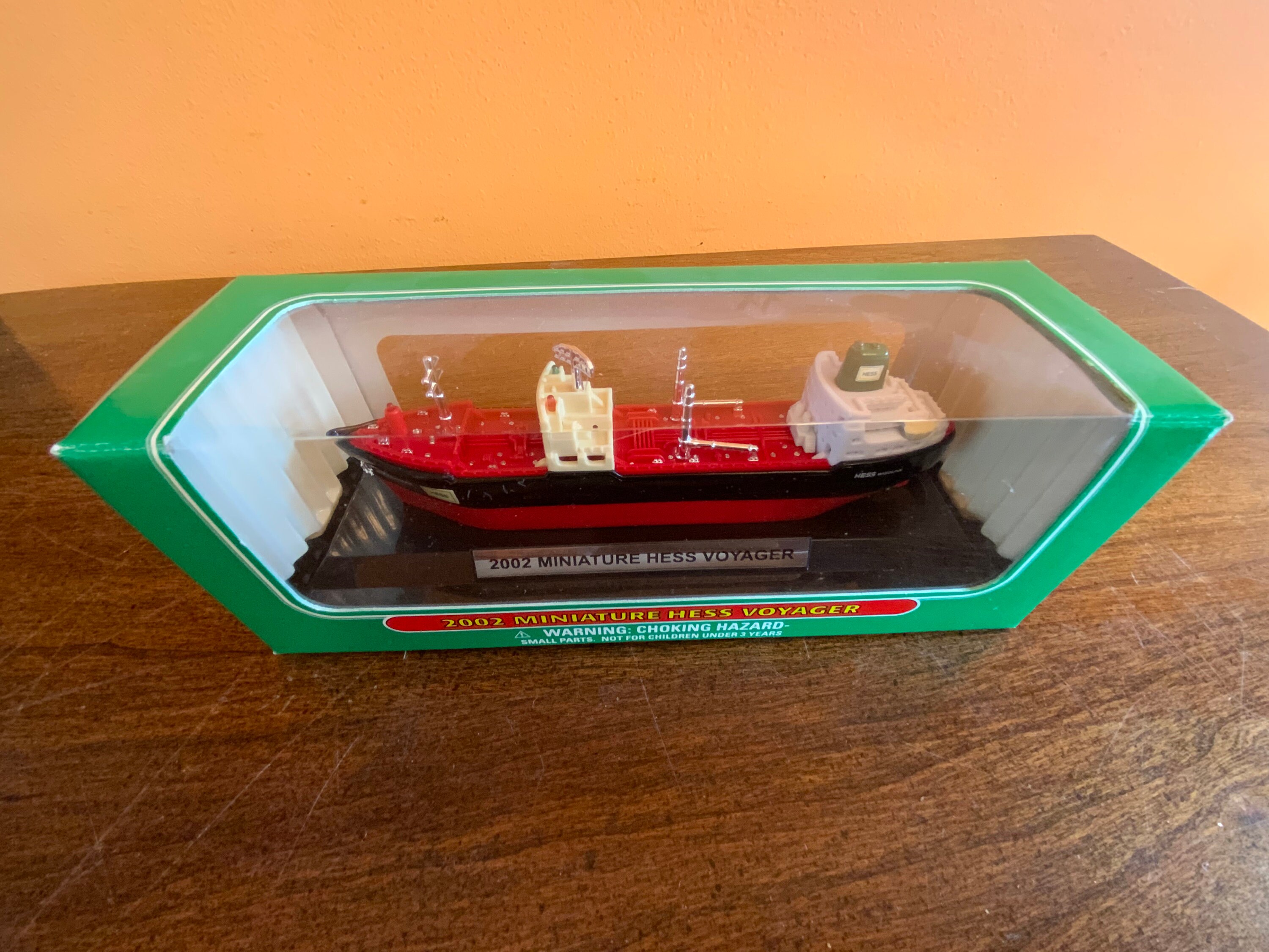 2002 miniature sales hess voyager