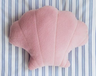 Seashell Pillow Sewing Pattern I Printable & Projector Files I Beginner-Friendly Project with Illustrated Instructions