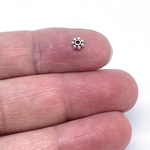 50Pcs Small Flower Spacer Beads Tibetan Style Antique Silver
