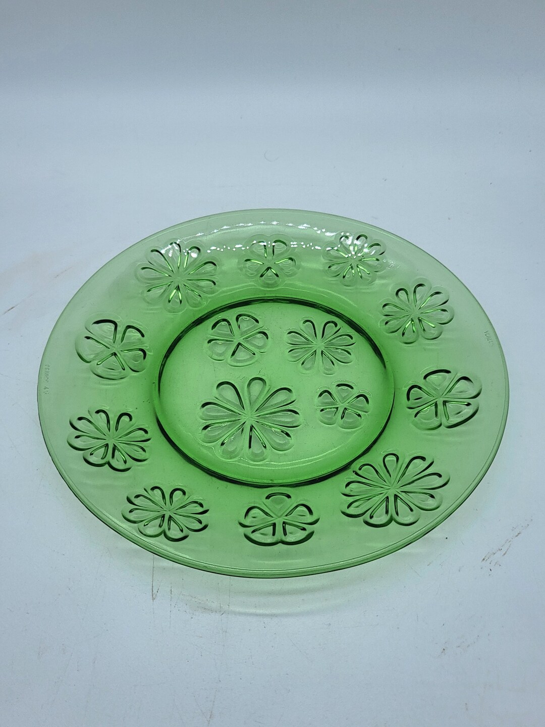 6 Vereco Plates in Green Glass With Flower Decoration Etsy
