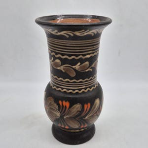 Vintage Hand Painted Ceramic Vase – Black Matte Floral Pottery – Mid Century Boho Home Decor – 1970s