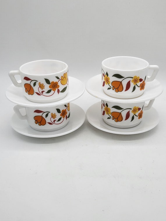 4 tasses ARCOPAL vintage décor floral jaune et orange
