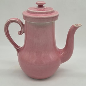 Théière en grès rose avec filtre intégré vintage / Vintage Pink Stoneware Teapot with Built-In Infuser