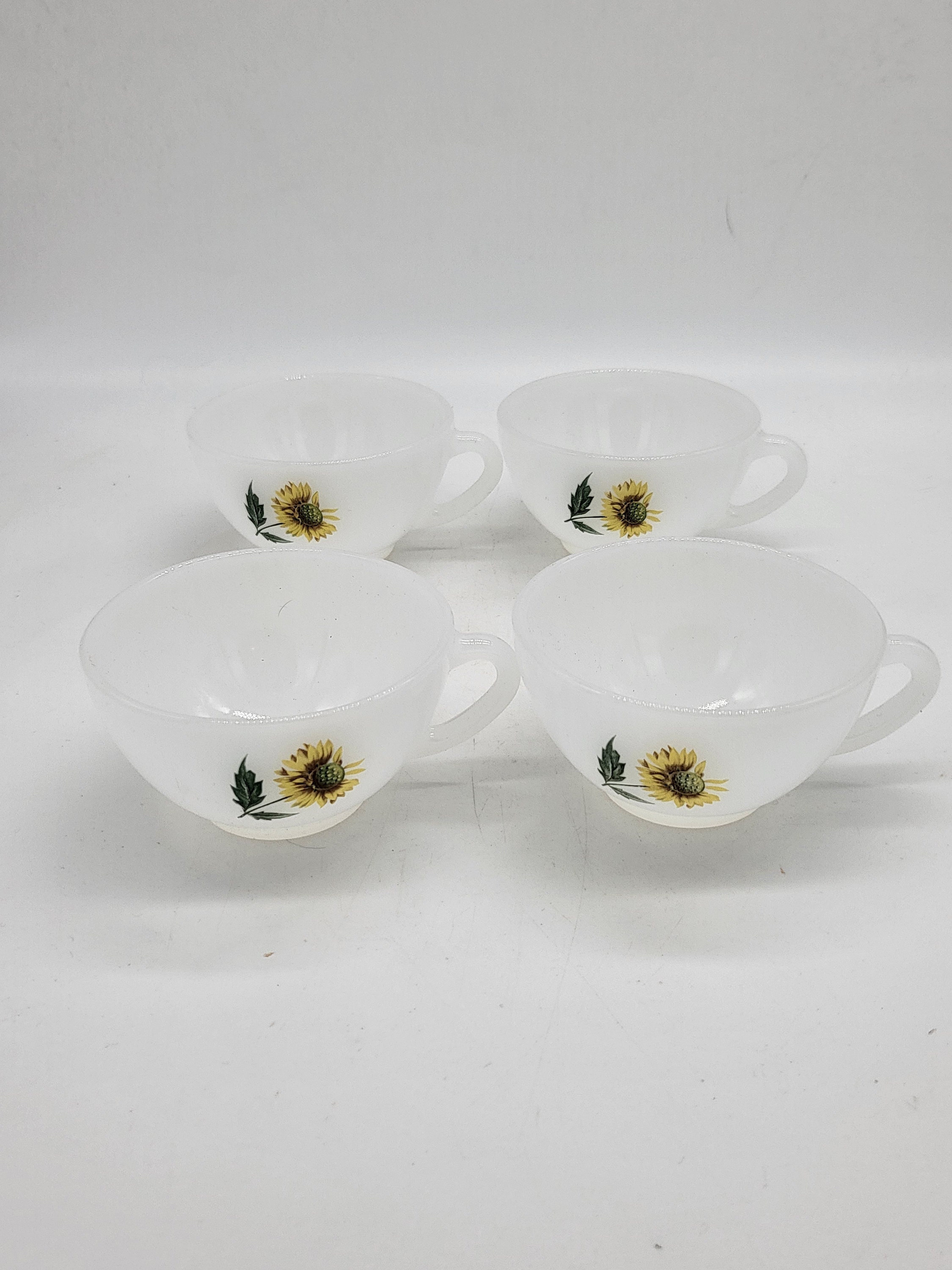 Petites tasses Arcopal, série fleurs - tempo fà