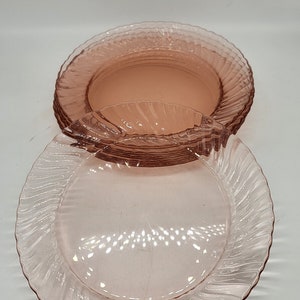 6 Arcoroc plates in pink glass Rosaline Vintage