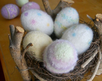 Nouveau ! OEUFS EN TRICOT, cadeaux pour nid d'oiseau, nid d'oiseau, cadeaux pour amoureux des oiseaux, lot d'oeufs en laine pour n'importe quel panier de Pâques, oeufs colorés