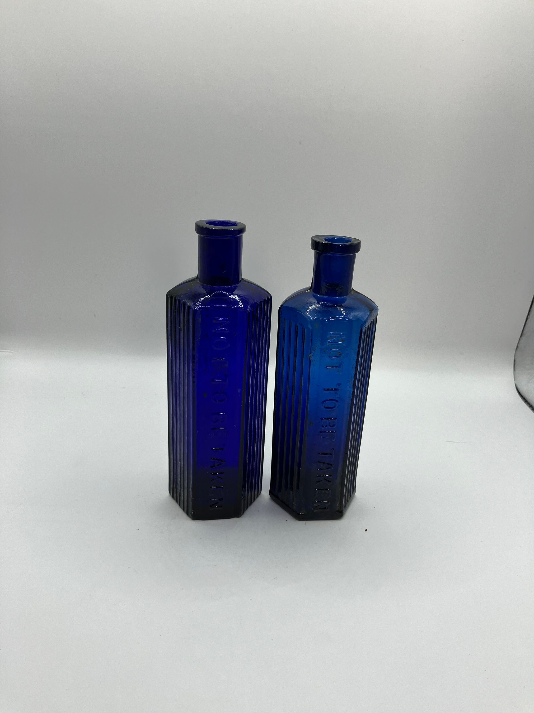 Antique OXO Bottle X 1, Amber Glass 1920's 4 Oz OXO and Edwardian 1 Oz OXO  Bottles, Old Kitchenalia, Bud Vases, Cutting Vases, Tablescaping 