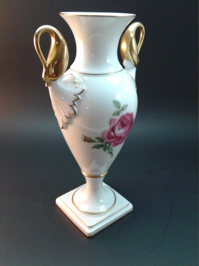 Alboth Kaiser German Porcelain Swan handled gilded vase
