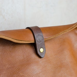 Leather Wash Bag, Toiletry Bag in Italian Leather, Make-Up Bag, Travel Bag, Leather Clutch , Dopp Kit, Handmade in Britain image 4