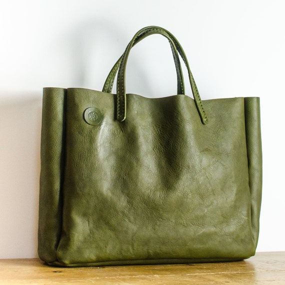 Calf Leather handbag Color Olive Green