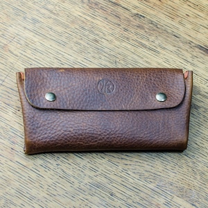 Monedero de cuero hecho a mano, monedero de cuero, monedero y tarjetero de cuero color caramelo, monedero de cuero para mujer, hecho a mano en Gran Bretaña.