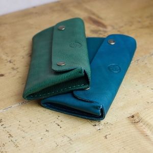 Monedero de piel hecho a mano en piel italiana, monedero de piel con cremallera, cartera de piel para mujer diseñada y fabricada en Gran Bretaña
