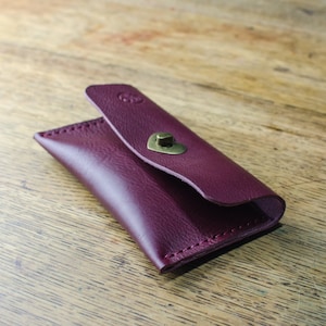Handmade English Leather Purse: Heart Clasp Card Wallet