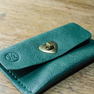 Racing Green Leather Purse: Handmade Italian Leather Wallet with Heart Clasp