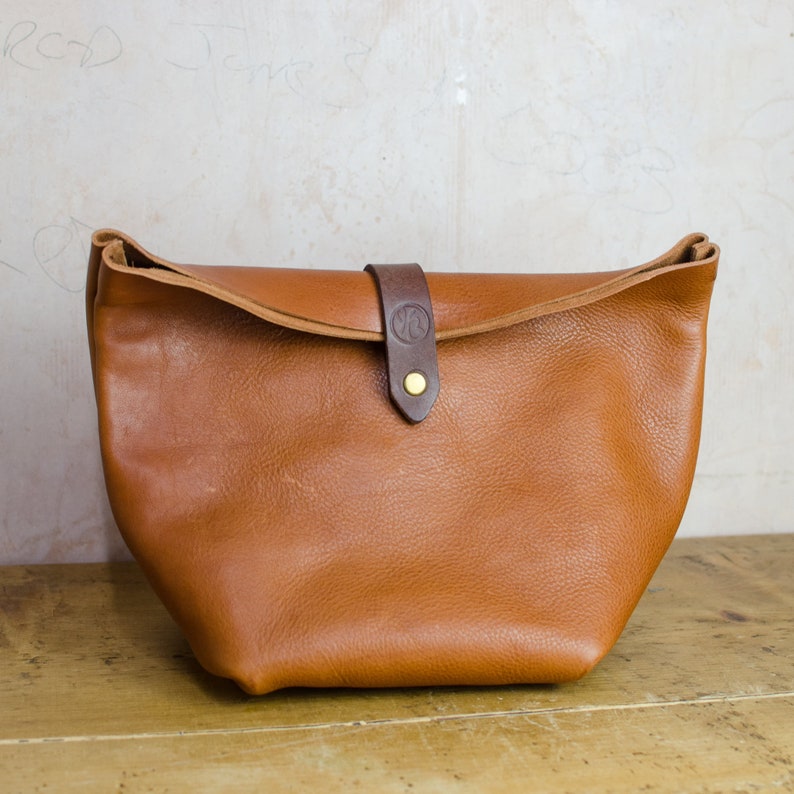 Leather Wash Bag, Toiletry Bag in Italian Leather, Make-Up Bag, Travel Bag, Leather Clutch , Dopp Kit, Handmade in Britain image 5