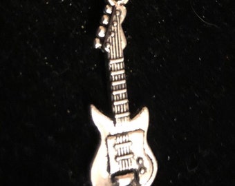 Silver-Colored Guitar Keychain