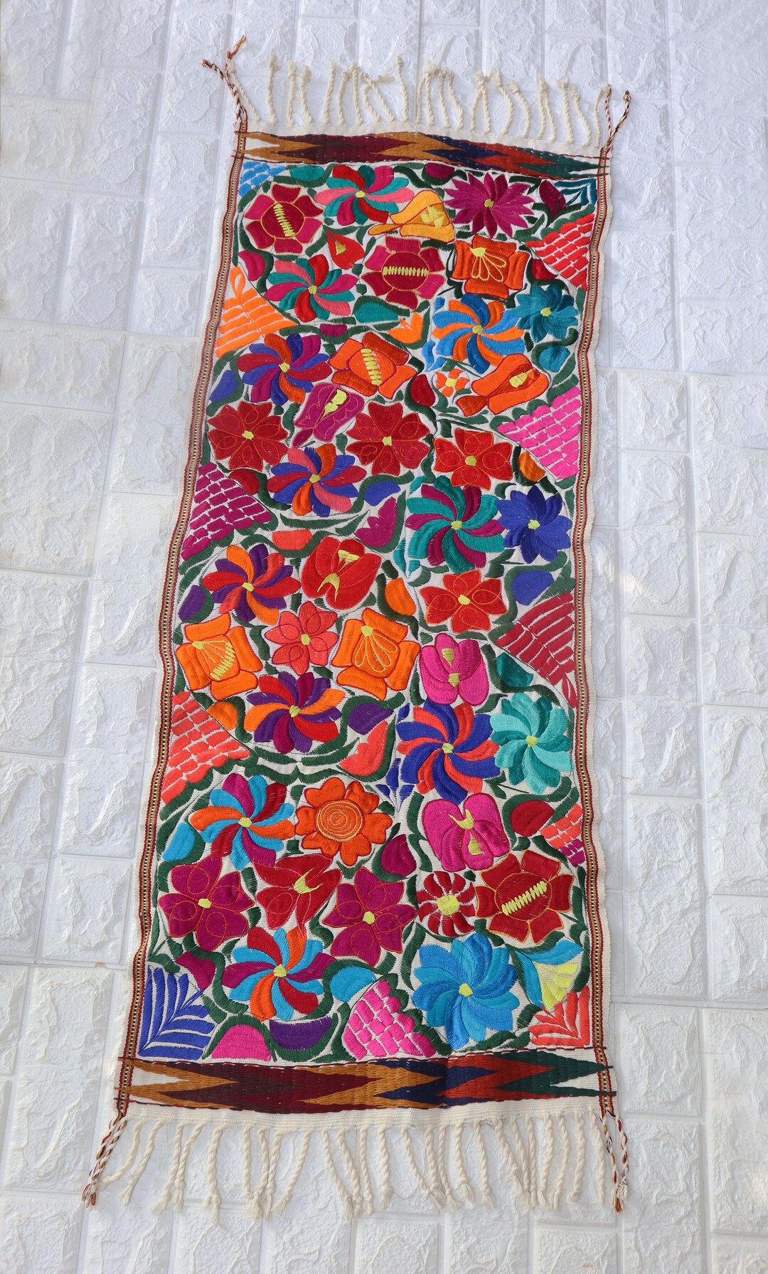 Vintage Chiapas Flower Pattern Embroidered Table Runner Mexican Folk ...