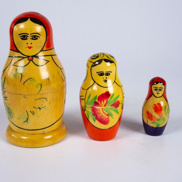 Matryoshka, matryoshka, matryoshka, Baboesjka, 3 stuks, Russische pop, oud, vintage, houten poppen