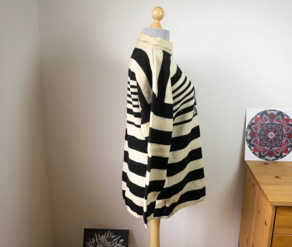 Wollpullover mit abstraktem Muster, Pullover, Vin… - image 4