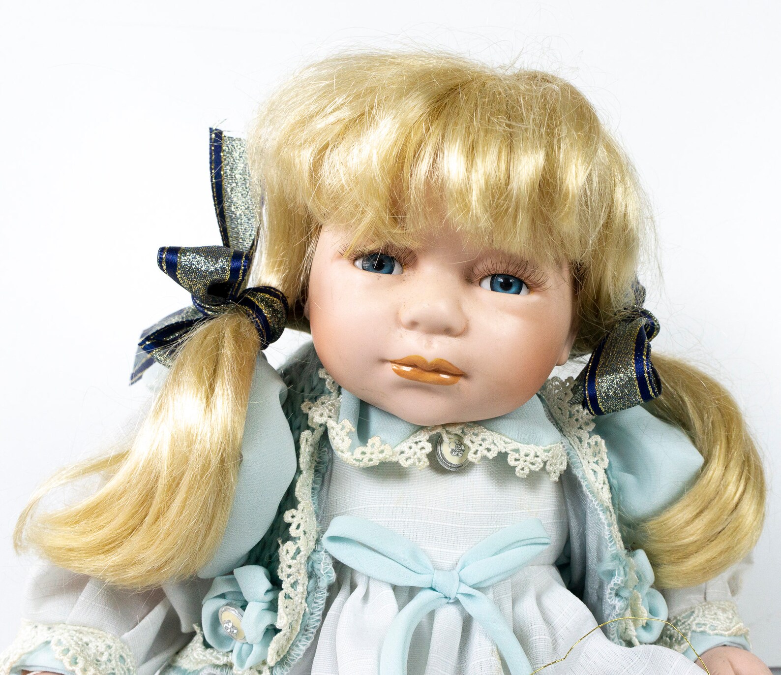 alberon collectors porcelain doll