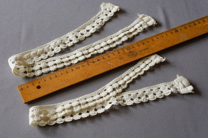 wool white vintage used old lace bristle Handmade lace,Two lace borders used