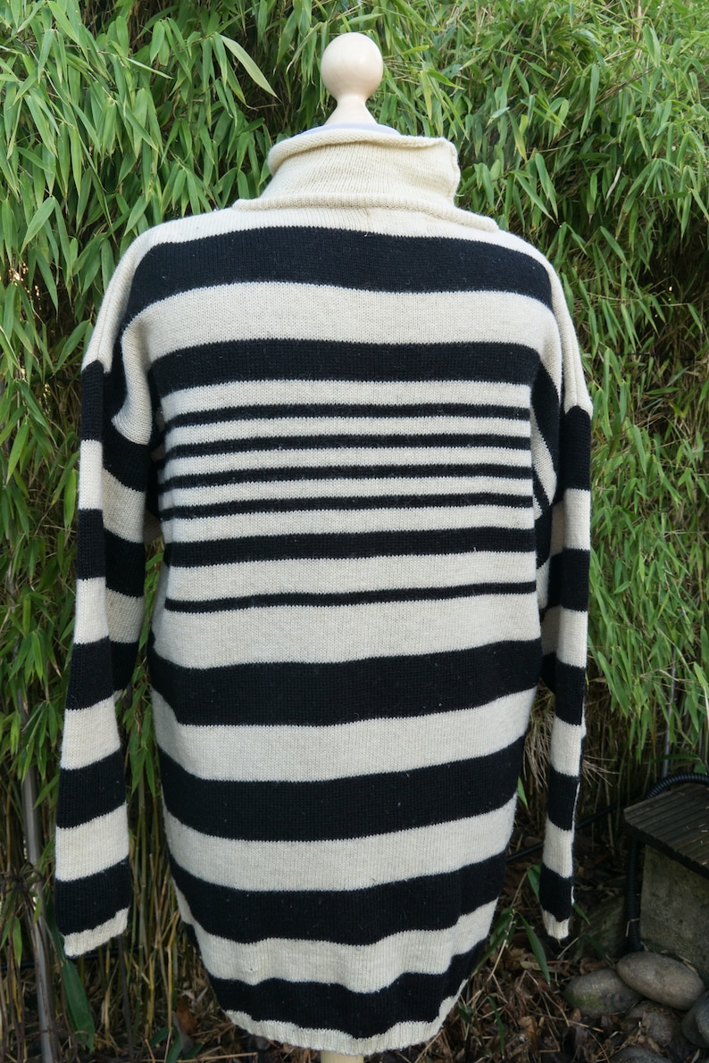 free shipping by eWerkCreative pure wool beige with black pattern Sweater from the 80s